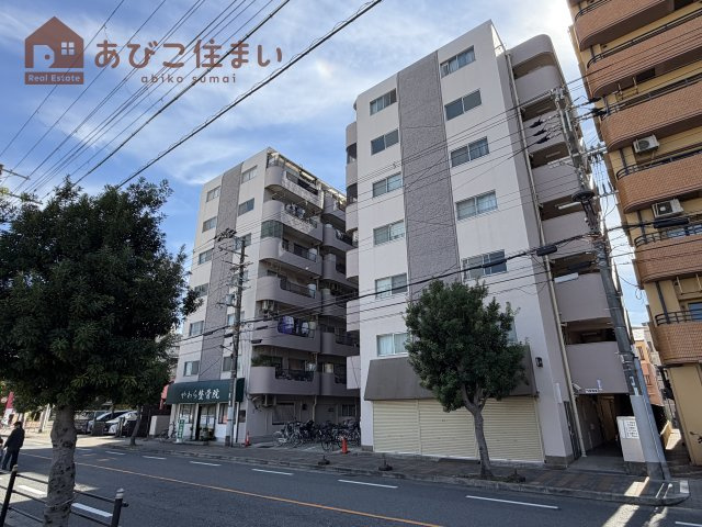 山洋コーポの外観