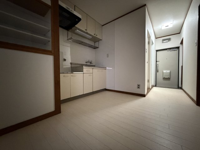 山洋コーポの居間・リビング