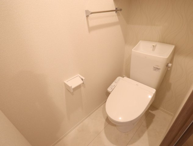 セレブ開懐世利のトイレ|※同タイプの部屋写真です