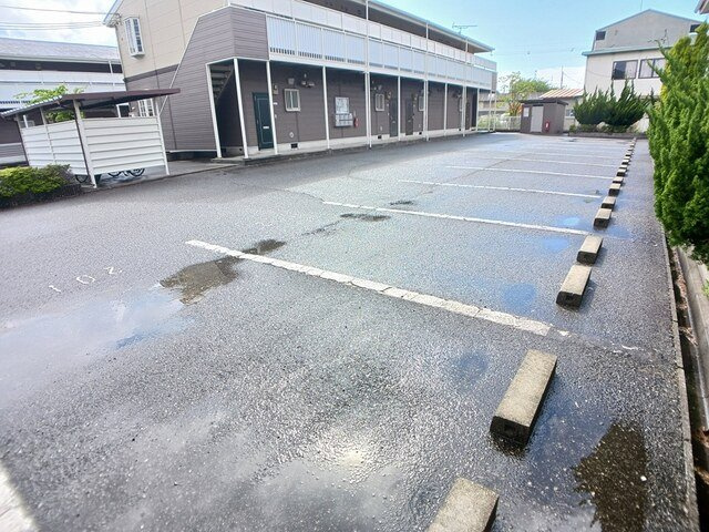 アメニティー白浜Ａの駐車場