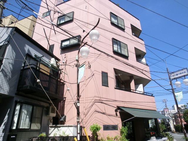 プチ　マルシェ　エグロの外観|陽当たり良好の賃貸物件です。