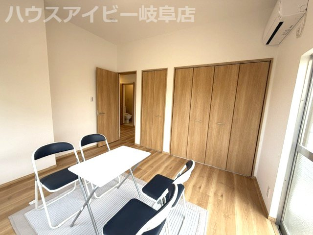 【洋室】の画像