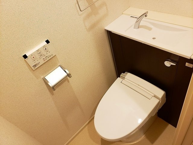 クロワール　長田のトイレ