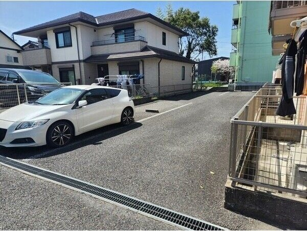 グランシャリオ(西中山町)のその他