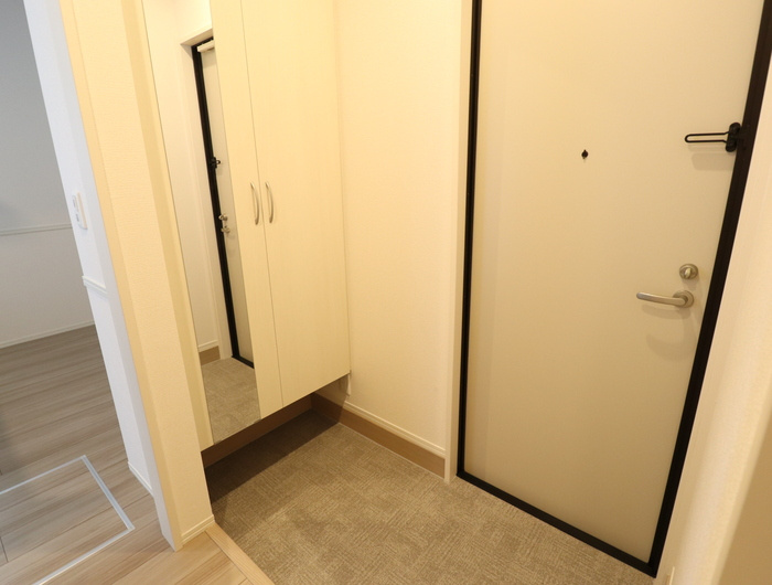 セレブ日吉の玄関|※同タイプの部屋写真です