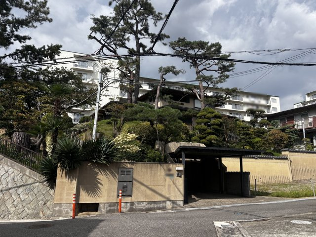 明石市朝霧東町3丁目戸建の外観