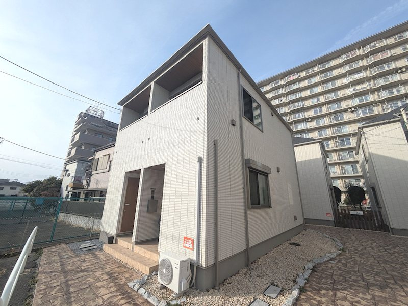 ルぺ A-の外観