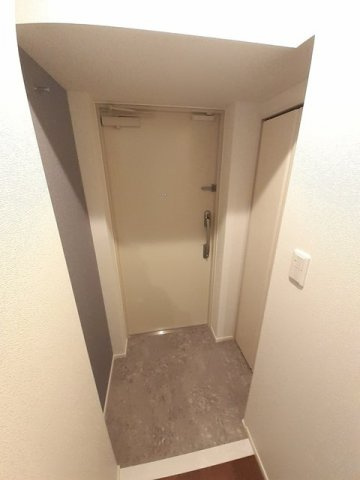 アン　ハヤシ　インクの玄関