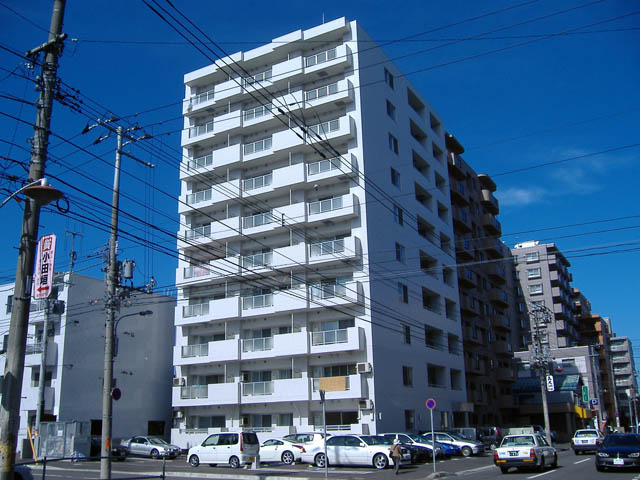 グランカーサ南１３条