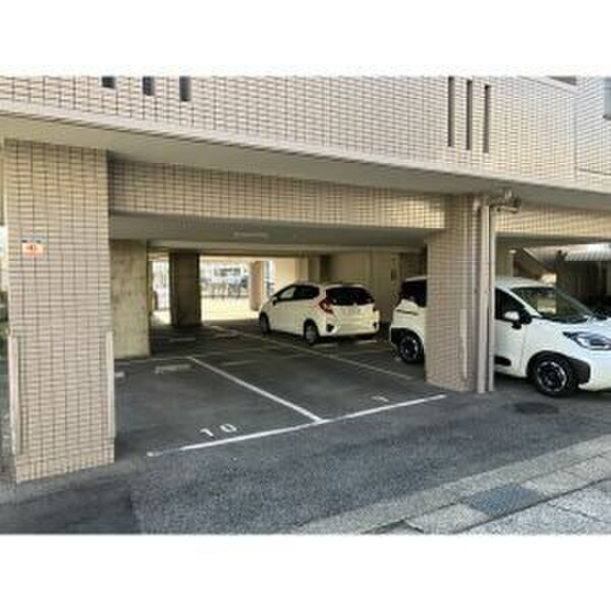 【エントランス】 | ヴェルビュ一社