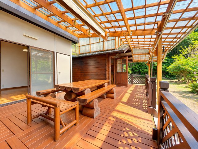 勝浦市佐野　中古戸建の外観|※画像の一部はAIを用いて加工・編集しています。実際の状況と異なる場合がありますので、ご了承下さい。