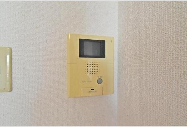 本州ビルⅡのセキュリティ|モニター付きインターホンです