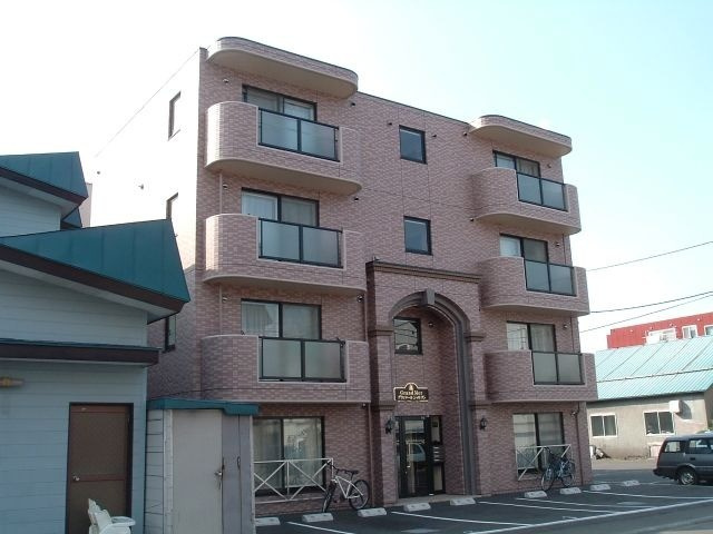 札幌市白石区中央一条５丁目の賃貸マンション
