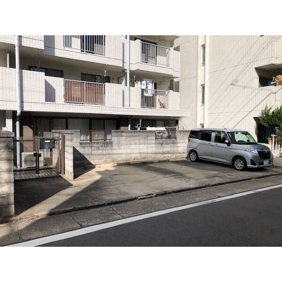 【駐車場】 | ファミール茶屋ヶ坂