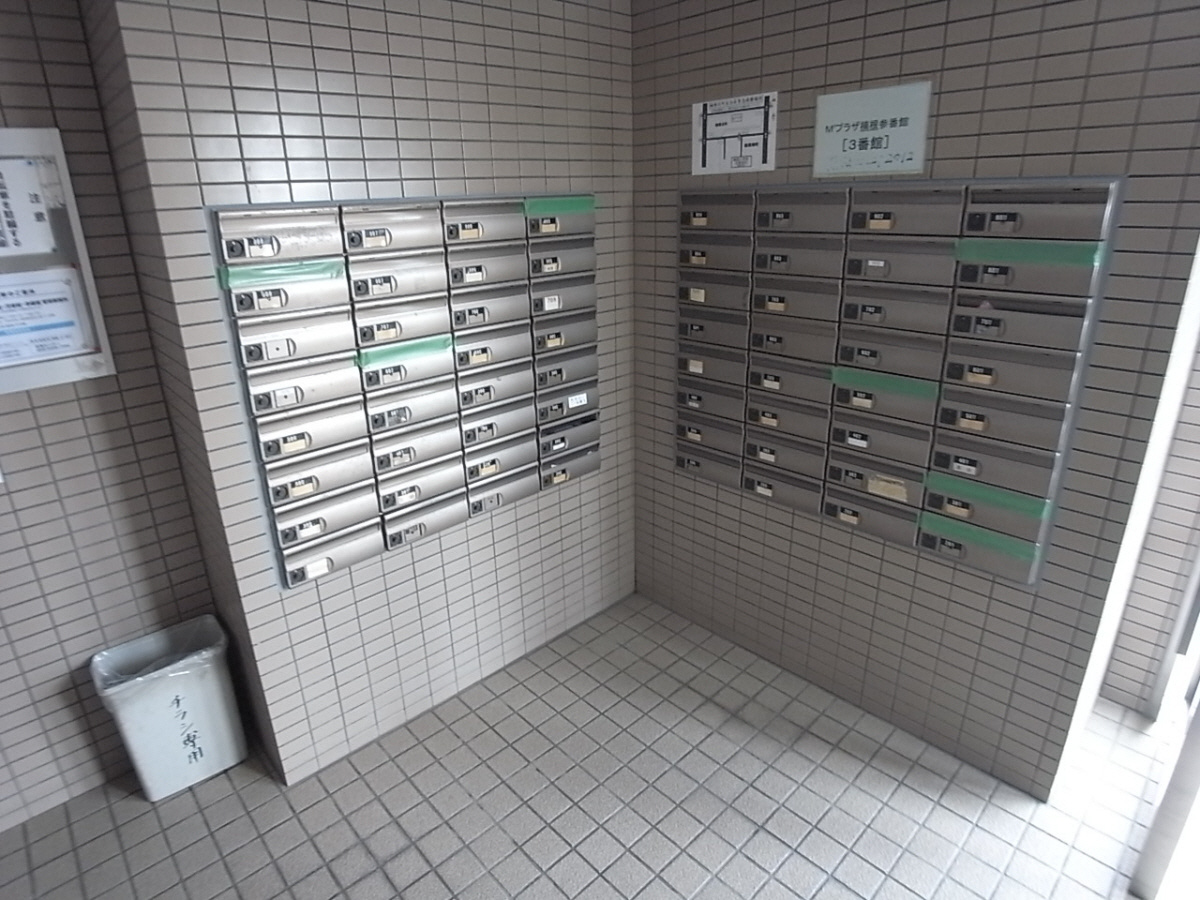 M’プラザ楠根３のロビー