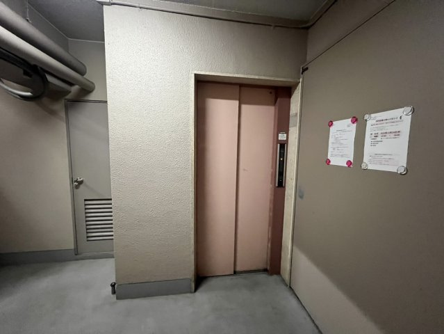 松栄上落合マンションのその他共用部分|エレベーター