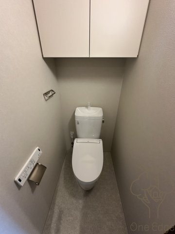 シーズンフラッツ南森町PREMIERのトイレ