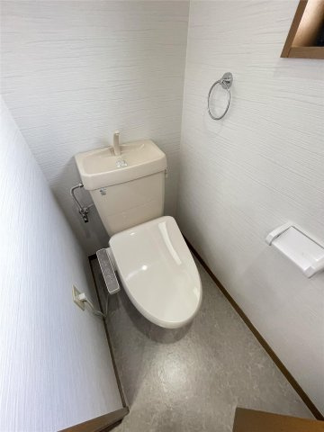 岩井川タウンハウスⅡのトイレ|トイレもきれいです