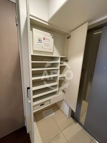 サーパス松屋町筋の収納|サーパス松屋町筋　シューズボックス