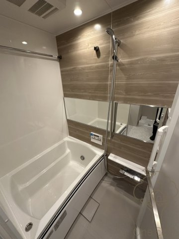 シーズンフラッツ南森町PREMIERの浴室