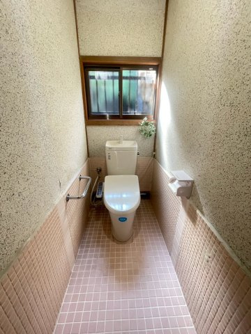 矢の平2丁目戸建てのトイレ