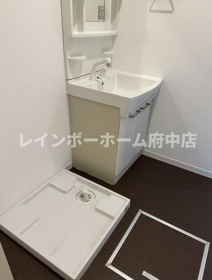 ディアマンノアールの独立洗面台