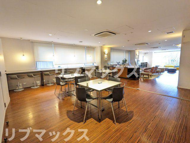 【ロビー】ガーデン板橋氷川町
