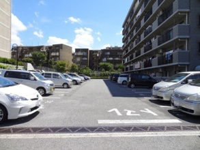 【駐車場】 | サンライズガーデン