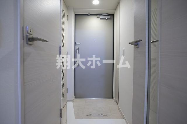 テラス森下の玄関