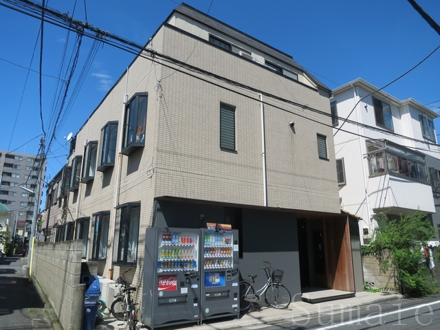 Ｓ．Ｔｅｒｒａｃｅ王子