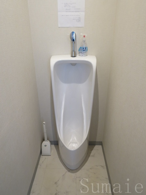Ｓ．Ｔｅｒｒａｃｅ王子のトイレ|トイレは２つあります！
