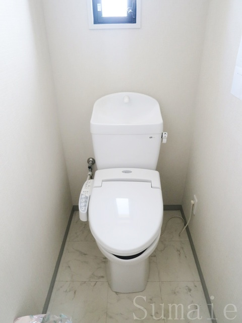 Ｓ．Ｔｅｒｒａｃｅ王子のトイレ|トイレは２つあります！