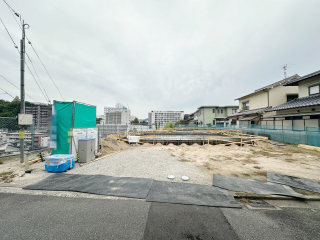 佐伯区屋代1丁目 No.1の駐車場|(1号棟)駐車場スペース☆車種により並列3台駐車可能！