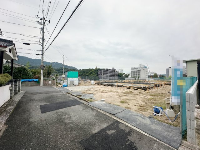 佐伯区屋代1丁目 No.1の前面道路含む現地写真|前面道路は交通量も少なく静かな道路です！