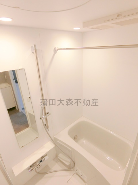 GENOVIA(ジェノヴィア大森町の浴室|追焚と浴室暖房乾燥機付きのお風呂　バスルーム