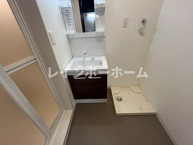 ジーメゾン岩槻本丸の独立洗面台