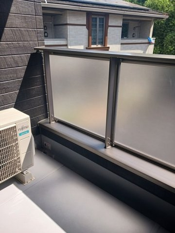 ラヴィアンローズＣのバルコニー