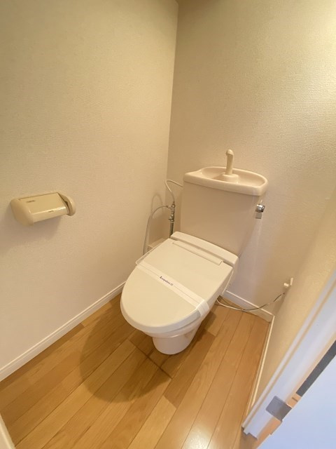尼崎市南塚口町２丁目のアパートのトイレ|コンパクトで使いやすいトイレです