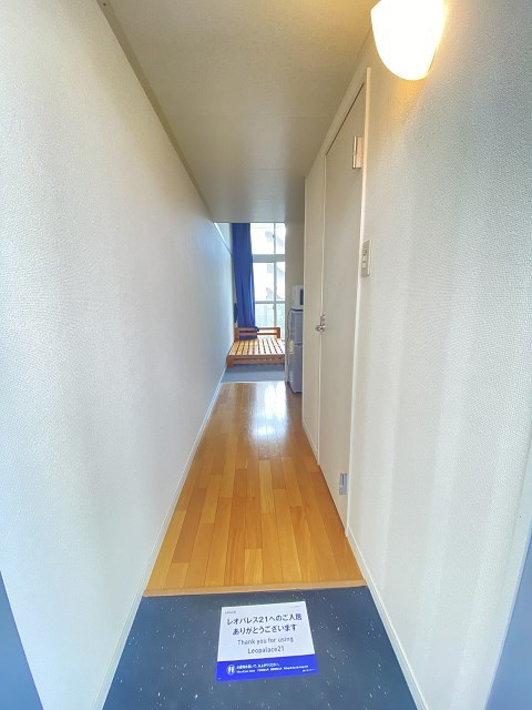 尼崎市南塚口町２丁目のアパートの玄関|きれいな玄関です