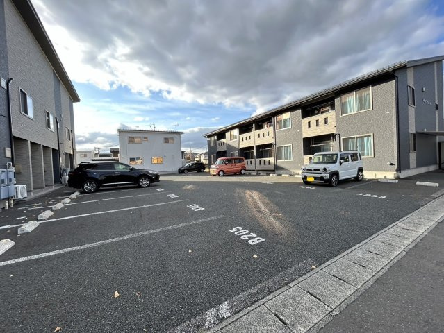 プラントスクエアＡの駐車場