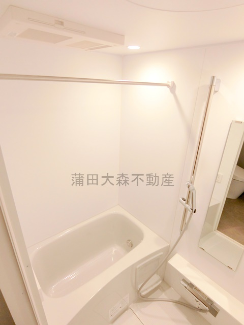 GENOVIA(ジェノヴィア大森町の浴室|追焚と浴室暖房乾燥機付きのお風呂　バスルーム