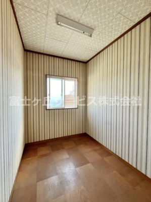 【収納】 | 磐田市見付河原町　中古住宅 | 納戸