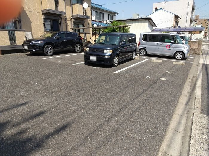 エスポワール豊田の駐車場|駐車スペースもあります