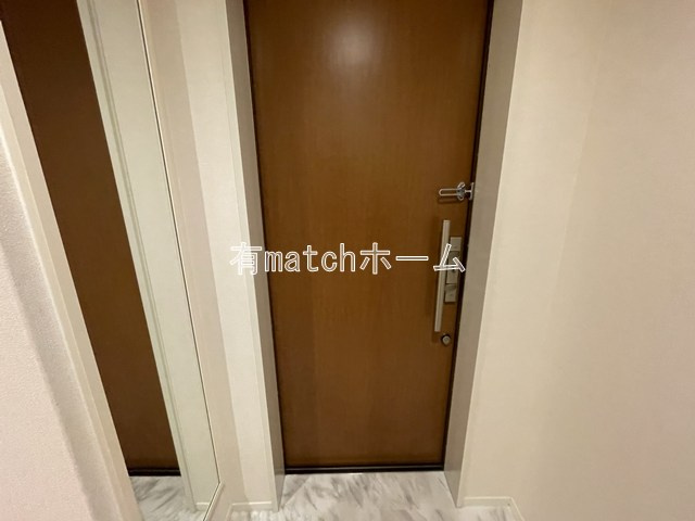 シャーメゾンshin-osaka westの玄関