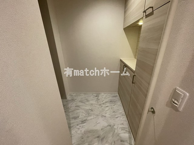 シャーメゾンshin-osaka westの玄関