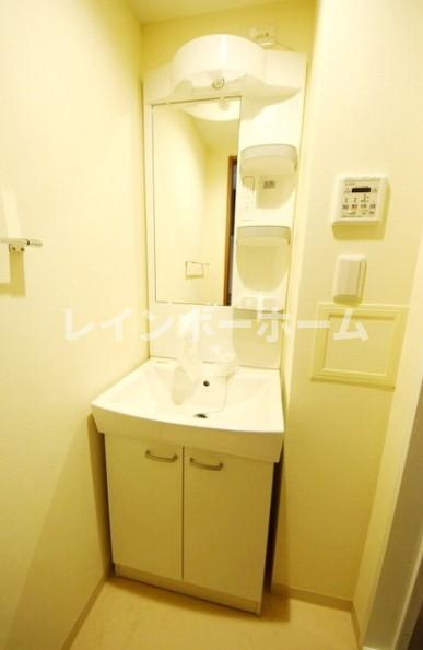 【仲介手数料：50％OFF】対象物件！の洗面所|コンパクトで使いやすい洗面所
