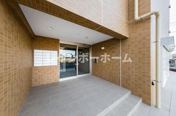 【仲介手数料：50％OFF】対象物件！のエントランス|落ち着いたエントランスです