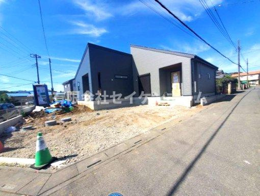 寄居第3　新築住宅　人気の平屋の前面道路含む現地写真