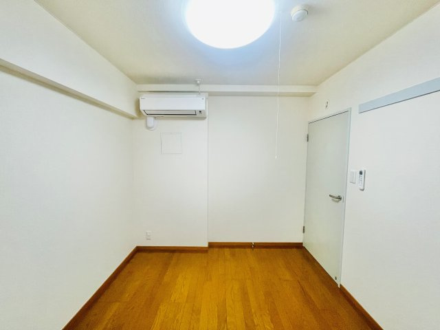 エクロール蓮根の寝室