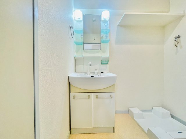 エクロール蓮根の洗面所